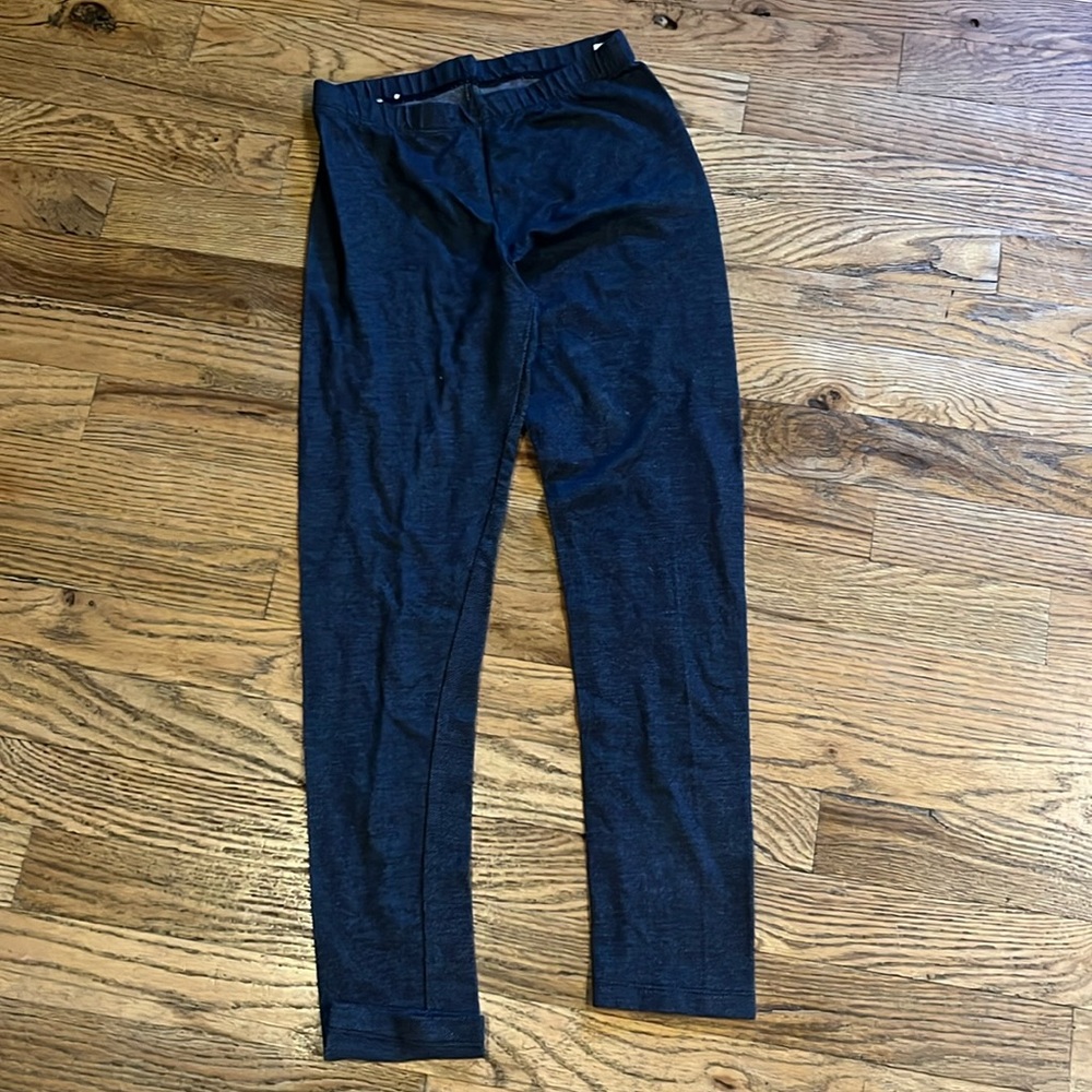 I'm selling these leggings there by SO and are a L 10/12